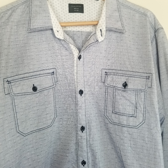7 DIAMONDS Long Sleeve Button Down Shirt with Contrasting Cuffs - Picture 4 of 10